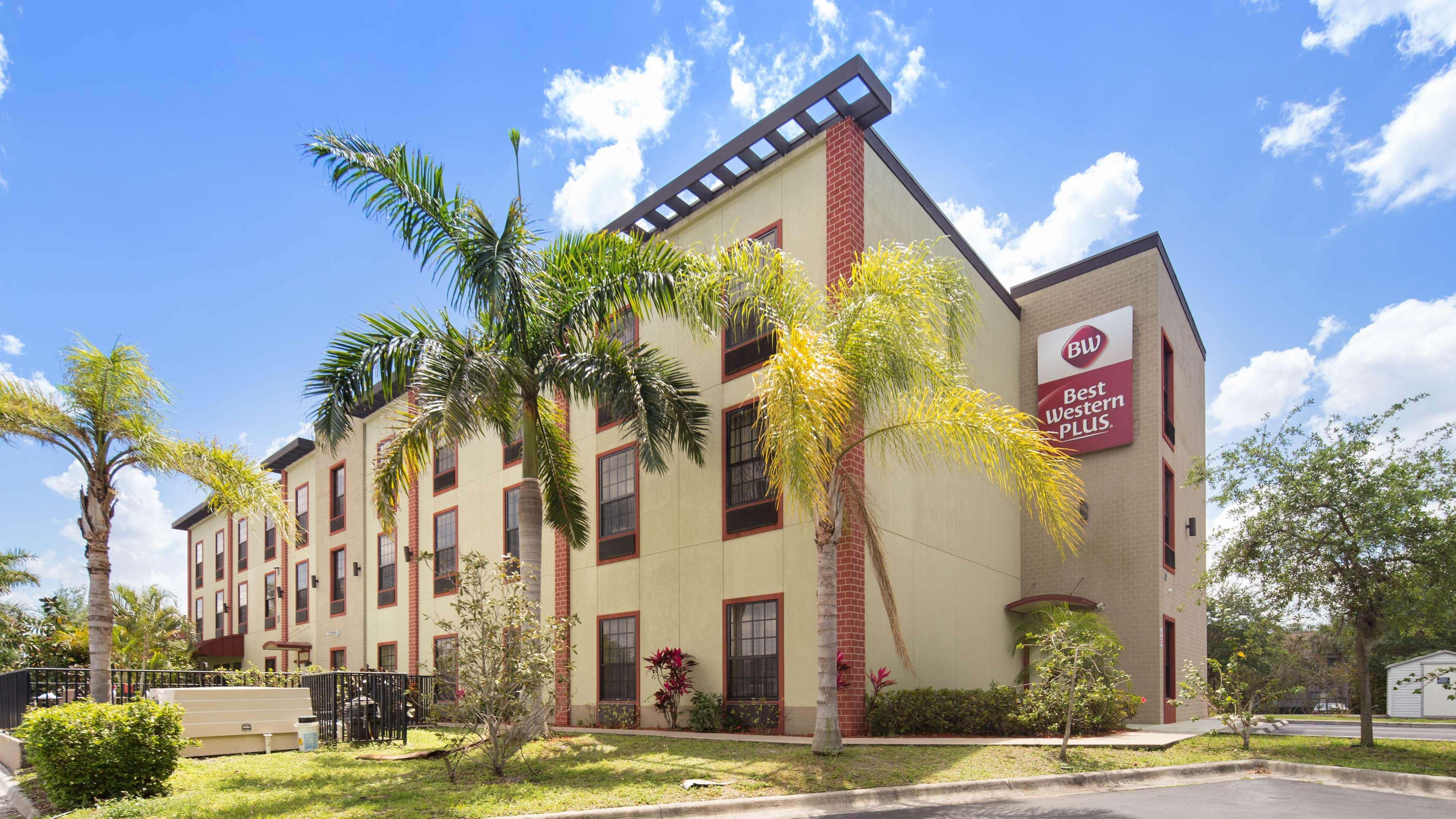 Best Western Plus Bradenton Gateway Hotel Buitenkant foto