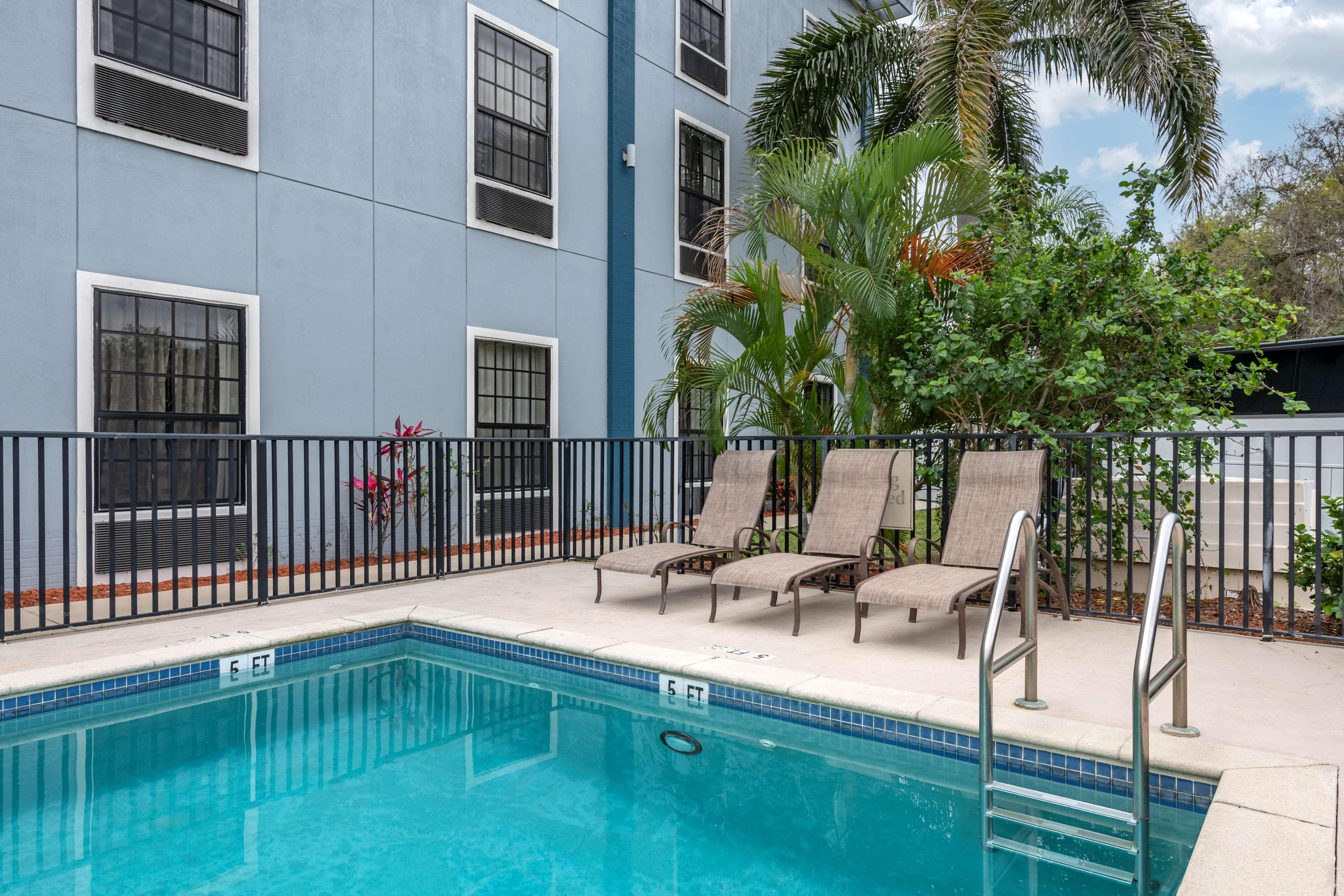 Best Western Plus Bradenton Gateway Hotel Buitenkant foto