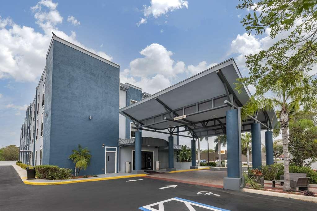 Best Western Plus Bradenton Gateway Hotel Buitenkant foto